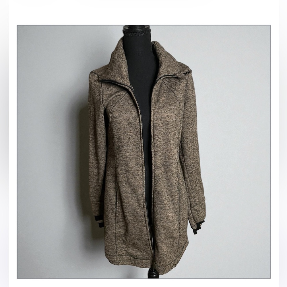 Calvin Klein Brown Marled Performance
Jacket Size Medium
